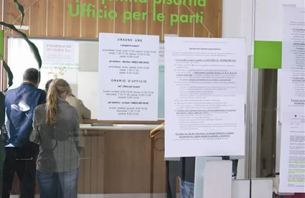 Ob dopoldnevih je na koprskem Gursu precejšnja gneča.