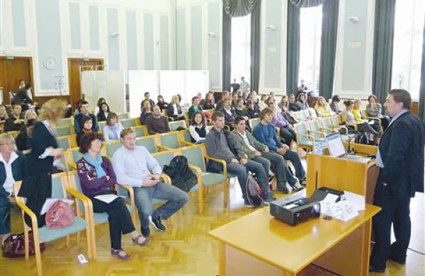 O možnostih dela, usposabljanja in študija v Evropi so se v Novi Gorici zanimali predvsem mladi