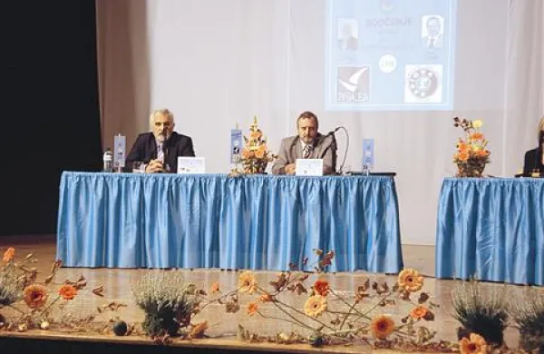 Županska kandidata Anton Šenkinc (levo) in Emil Rojc sta še zadnjič soočila mnenja