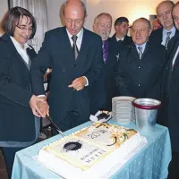 Torto sta razrezala ministrica Ljubica Jelušič in soustanovitelj Kobariškega muzeja Zdravko Likar