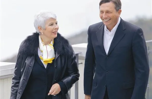 Jadranka  Kosor  in Borut Pahor sta se v Lovranu  pogovarjala predvsem o gospodarskem  sodelovanju.