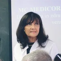 Metka Zorc: “Zakaj nas ljubljanski nevrologi obsojajo in ne predstavijo svojih izidov zdravljenja?” 