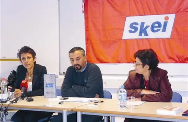 Z leve: Lidija Jerkič, Sašo Ristič, Slavica Čuk