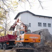 Stroji so zabrneli tudi na gradbišču vrtca na Vogrskem.