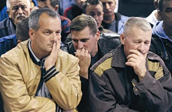 Izplačila iz jamstvenega sklada bodo delavci lahko dobili že v drugi polovici novembra, če se bodo odrekli pravici do pritožbe.