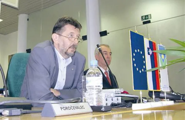 Valenčič, ki je kot župan dvanajst let obvladoval občino, bo sedaj “le” svetnik 