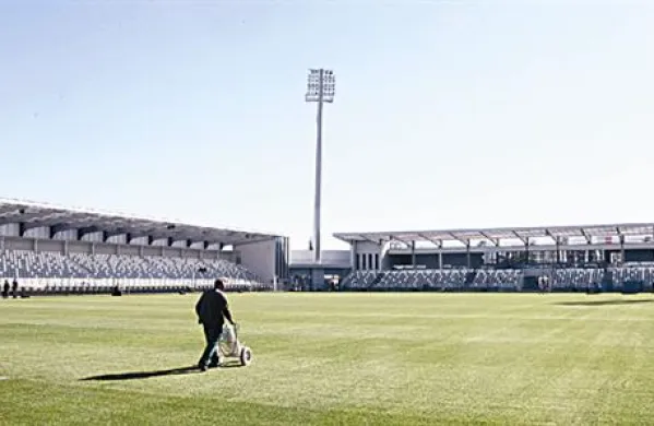 Vse kaže, da bo koprski stadion 17. novembra, ko se bosta na njem pomerili slovenska in gruzijska nogometna reprezentanca, nabiti poln.