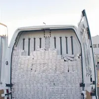  V kombiju je bilo skritih več kot 150.000  cigaret.