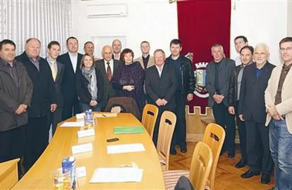 Novi briški občinski svet s starim županom