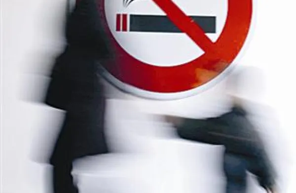 V Srbiji, kjer kadi tretjina prebivalstva, so uvedli  zakon o prepovedi kajenja.