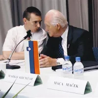 Veliki zagovornik pravic družin Kremžar (desno) s Tomažem Meršetom, predsednikom društva Družinske pobude 