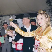 Krst mladega vina na Goriškem je s svojim obiskom počastila tudi slovenska vinska kraljica Andreja Erzetič. 