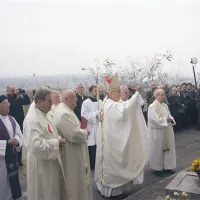 ... je blagoslovil koprski škof mnsg. Metod Pirih