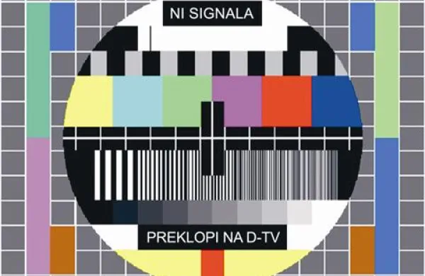 Prehod iz analognega na digitalni signal sicer zadeva le tista gospodinjstva, ki televizijske programe sprejemajo prek strešne ali sobne antene. Takih je okrog 200.000 oziroma tretjina vseh. Ta gospodinjstva si morajo zato do konca meseca priskrbeti ali ustrezen televizijski sprejemnik ali pretvornik digitalnega signala.