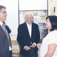 Tako kot Dorjan Marušič in Jani Dernič je tudi Marija Vučko (desno) prepričana, da bo poslej oskrba pomoči potrebnih še varnejša in kakovostnejša  