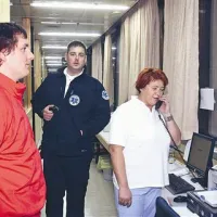 Samo Krmac (levo) je v imenu zdravstvenih tehnikov in medicinskih sester prepričan, da bodo po treh mesecih dodobra znane vse prednosti in slabosti nove organizacije  