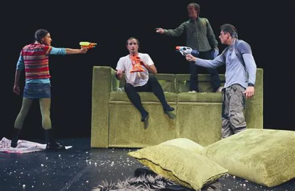 Medea Novak, Blaž Valič, Rok Matek in Igor Štamulak v predstavi Grozni Gašper 