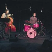Pri projektu SunShip ga spremljajo kitaristka Mary Halvorson, kontrabasist Jason Ajemian in bobnar Chad Taylor 