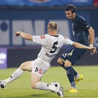 Tekma, ki je domnevno tudi pod drobnogledom - Dinamo Zagreb : Koper,  Kristjan Polovanec je v belem dresu