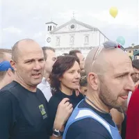 Novogoričanka Jana Kotar Ilijaš se bori za življenjski prostor tik za prvimi na startu