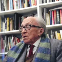 Pahor se Ferda Bidovca spominja kot trgovskega pomočnika, ki je pri njegovem očetu, prodajalcu tolminskega masla na ulici pri tržaškem Rusem mostu,  včasih menjal drobiž