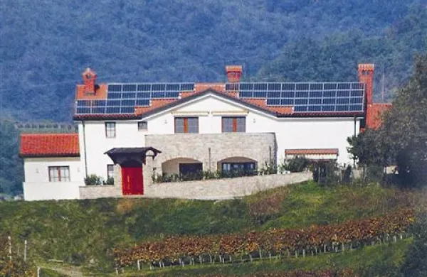 Na robu Medane je zrasla prva briška sončna elektrarna.  