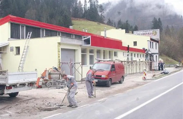   Prenovo Pekarne Idrija bo končali  čez dober teden dni.