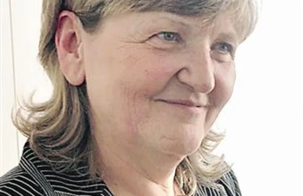 Ana Jug:  “Glede na to, da likvidacija teče, ljudem svetujem, naj pohitijo, si priskrbijo omenjene listine in  čim prej uredijo zadeve.” 