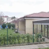 V stavbi vrtčevske enote  Livade ima (skrajno desno) sedež  Mestna knjižnica Izola, ki pa  potrebuje več kot  dvakrat več površin 