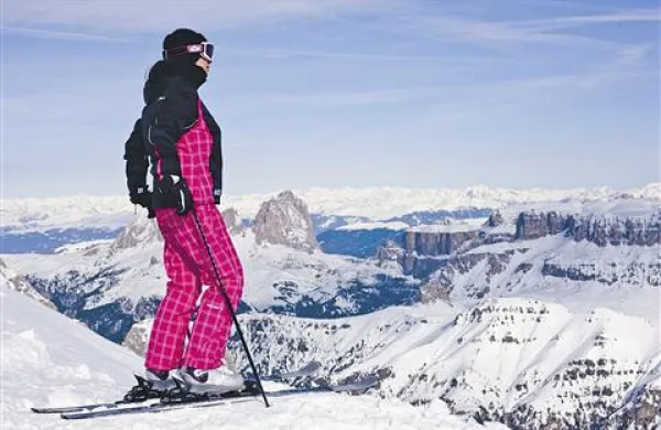 Z vrha Marmolade je čudovit pogled na celotne Dolomite