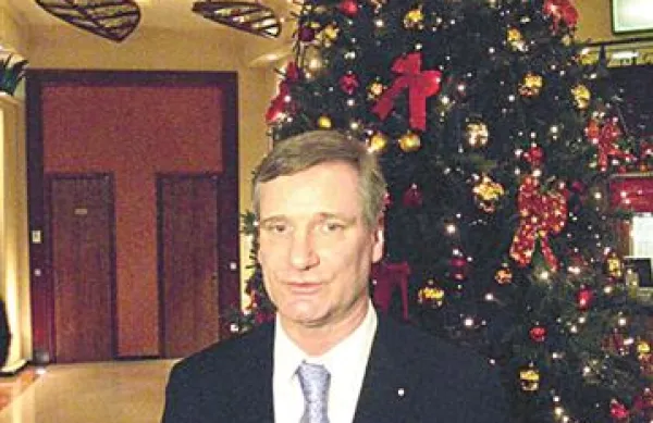Po besedah predsednika uprave Hita Draga Podobnika, Hit v naslednjih dveh letih ne predvideva nikakršne dokapitalizacije niti vstopa tujega naložbenika.