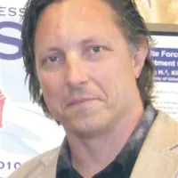 Evgenij Komljanec (PN december 2008): “ZD zapuščam v dobrem finančnem stanju:  dobiček iz leta 2007 je znašal 105.000 evrov, letošnji naj bi bil za 10.000 višji, na računih  ostaja kar 800.000 evrov brez kakršnih koli neporavnanih obveznosti.” 