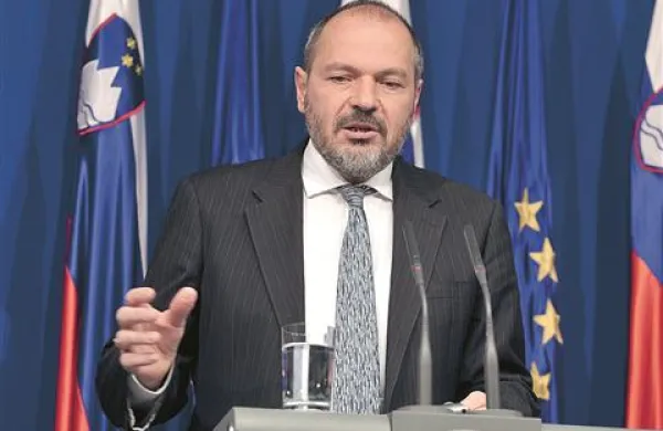 Franc Križanič: “Strategija, ki jo sprejemamo, bo pomemben kazalec v razvoju Hita;  dobil bo signale, v katero smer je  smiselno iti in v kateri smeri morda iskati partnerja” 