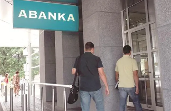 Abanka opozarja na ponarejeno vstopno točko Abaneta