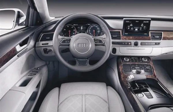 Audi in BMW z rekordno prodajo avtomobilov