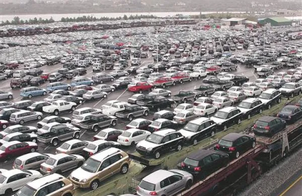Volkswagnovi avtomobili  v koprskem pristanišču