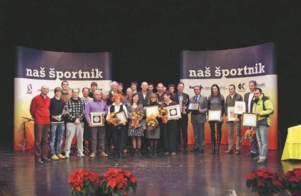 Nocoj so v kulturnem domu v Gorici podelili priznanja najboljšim primorskim športnikom.