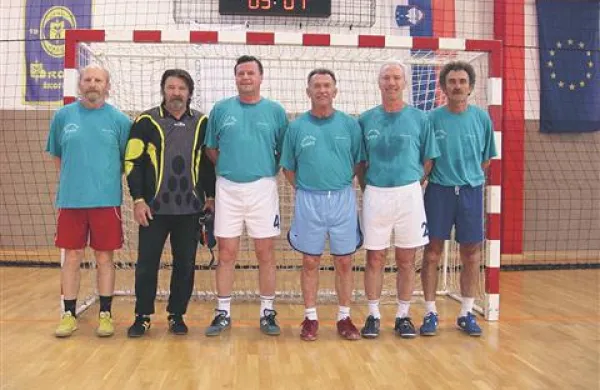 Veterani Pirana +55 v svoji starostni skupini niso imeli konkurence, kosali  so se z mlajšimi