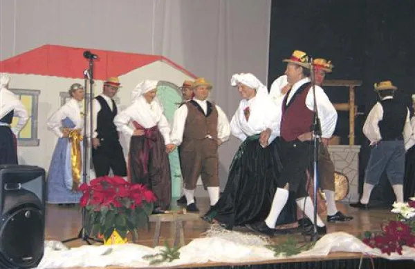 Sobotno prireditev je pripravila in na njej seveda tudi nastopila folklorna skupina Gradina