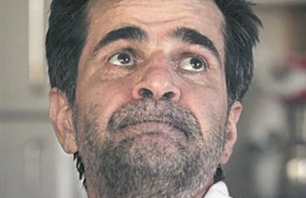 Iranske oblasti so  iranskega cineasta Džafarja Panahija obtožile sodelovanja v propagandi proti oblastem. 