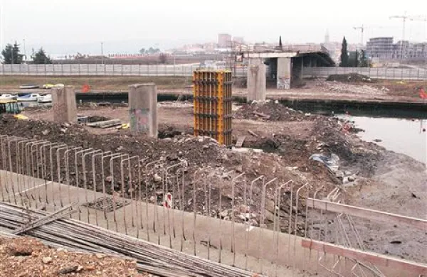V SCT zagotavljajo, da bodo semedelski most zgradili do konca maja 