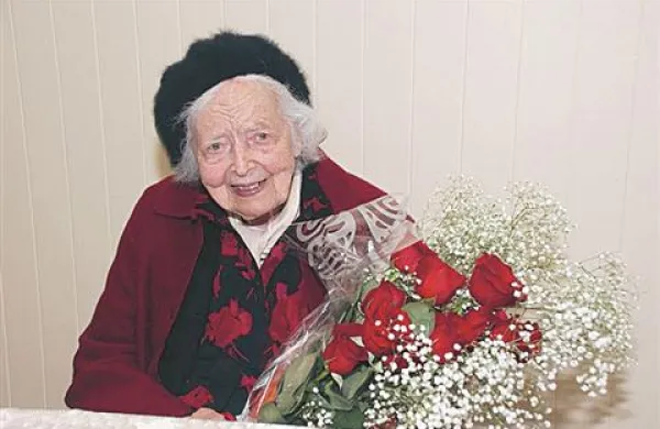 Stoletna Tolminka Štefka Ravnik, ki živi v San Franciscu