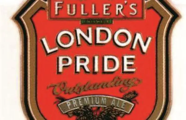 Drobci stekla v pivu London Pride