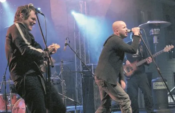 Adam - Peter Dekleva in Damir Lisica