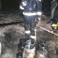 Večji jeklenki sta bili prazni, srednja je popustila, manjša pa zdržala