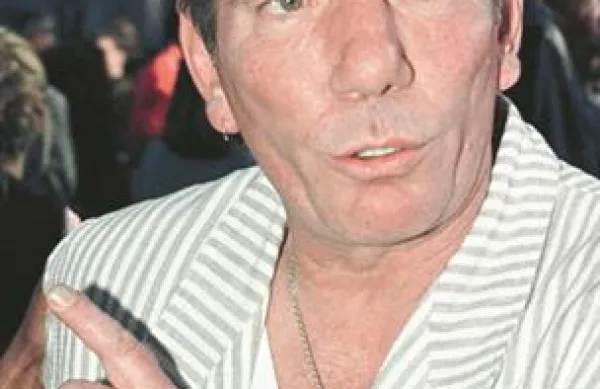 Pete Postlethwaite je umrl po dolgi bitki z boleznijo
