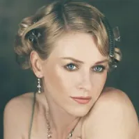 Naomi Watts