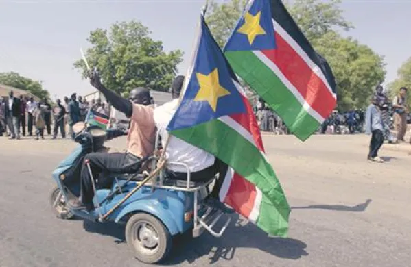    Po javnomnenjski raziskavi, ki jo je objavil časnik Sudan Tribune, naj bi kar 97 odstotkov volivcev juga, kjer živi dobrih osem milijonov ljudi, glasovalo za svojo državo.