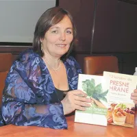 “Mikrovalovko sem razbila s kladivom, posodo pa odnesla na ulico, kjer so jo razgrabili sosedje.” Viktorija Boutenko, avtorica revolucionarnega recepta za sokove iz zelenja