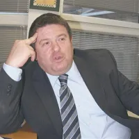 “Kdor ni član medijske tovarišijske tranzicijske levice, je označen kot rumen, janšist ali katoliški skrajnež.” Peter Frankl, urednik Financ